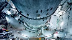 Thomas Struth: Reactor Pressure Vessel Phase Out. AKW Würgassen, Beverungen, 2009. C-Print, 160 x 294 cm, 
© Thomas Struth, 2010