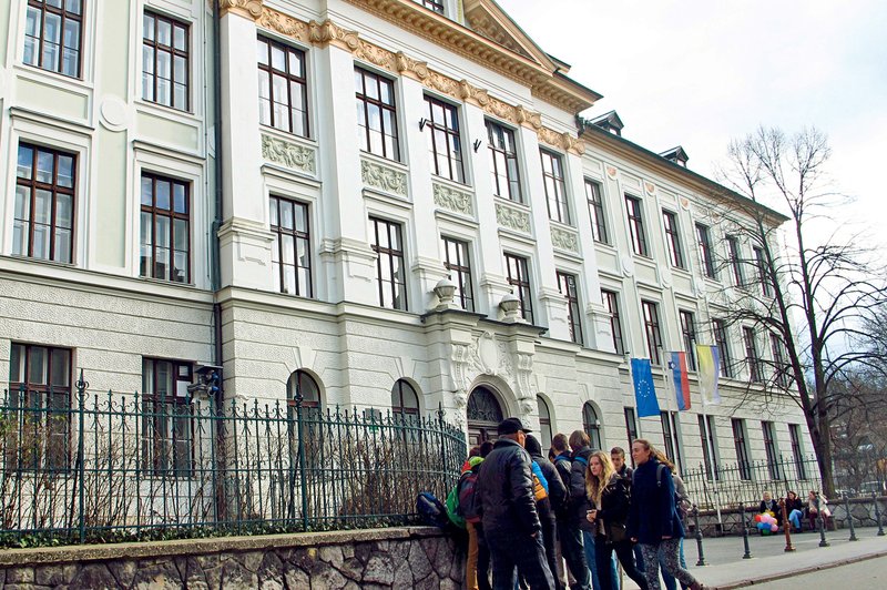 Gimnazija Poljane v Ljubljani. (foto: Goran Antley)