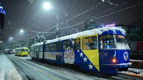 Za vse, ki se odpravljate čez mejo: Sneg ovira promet na Hrvaškem in v BIH!