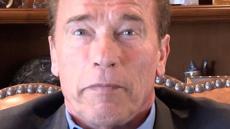 Schwarzenegger Trumpu: "En človek ne more uničiti našega napredka."