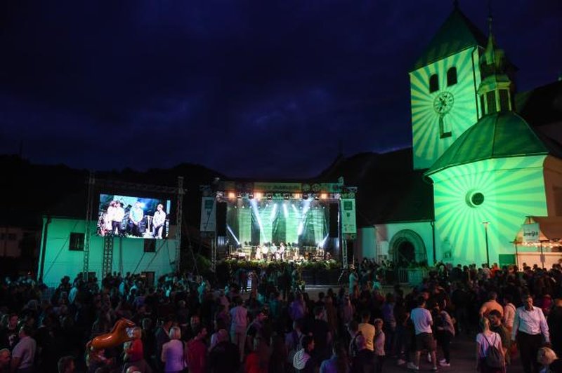 V Laškem se začenja 53. festival Pivo in cvetje (foto: Nebojša Tejić/STA)