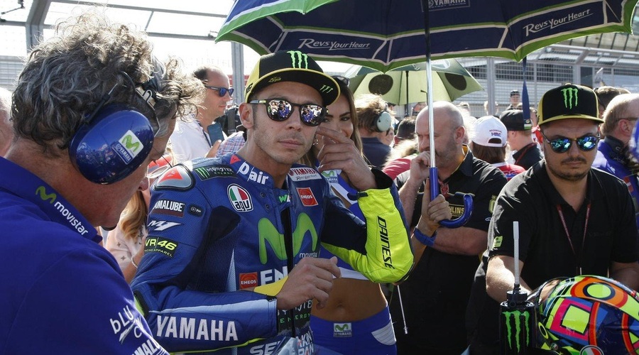 Valentino Rossi se zaradi hude poškodbe poslavlja od naslova svetovnega prvaka (foto: profimedia)