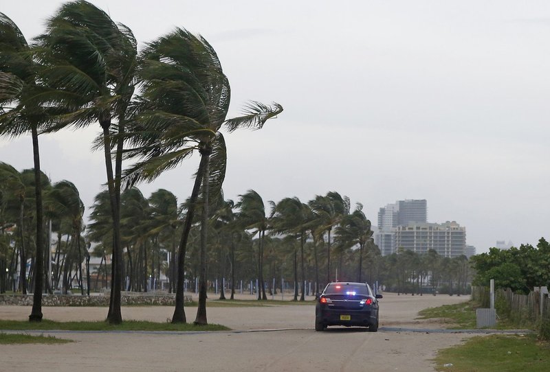 Irma pustoši po jugu Floride! Najhujše še prihaja! (foto: profimedia)