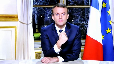 Macron z novo zakonodajo nad lažne novice, televizijo RT in agencijo Sputnik!