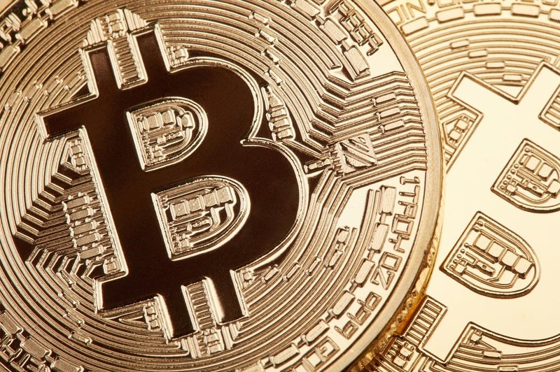 Bitcoin prvič v petih mesecih vreden manj kot 30.000 dolarjev (foto: profimedia)