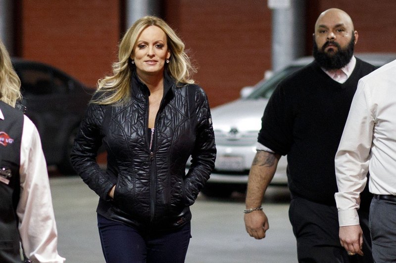 Stormy Daniels toži Donalda Trumpa, ki mu je medtem ušel še en svetovalec! (foto: profimedia)