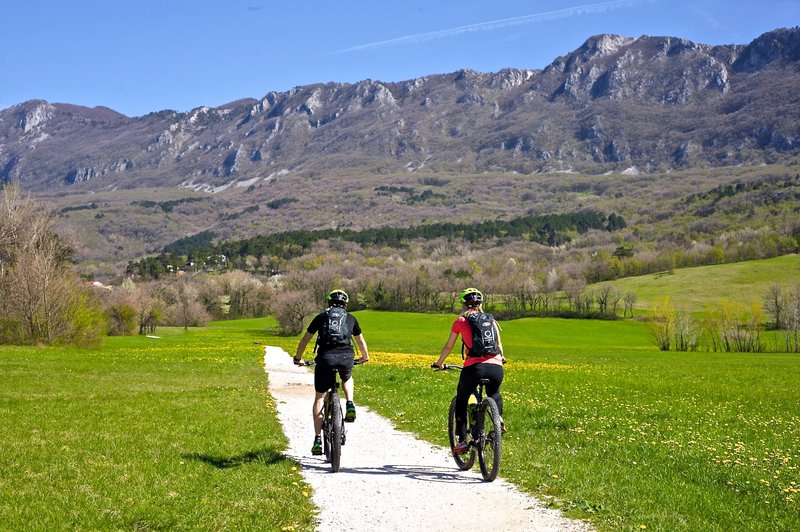 Ideja za izlet: 3 čudovite kolesarske poti, ki jih morate prekolesariti to poletje (foto: Marko Repše)