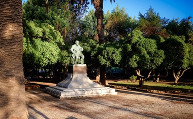 Spomenik Niku Dubokoviću v Jelsi (foto: Dean Dubokovič)