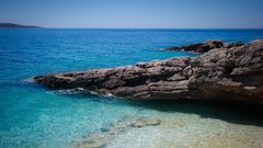 Čudovita plaža Zavala pri Jelsi (foto: Dean Dubokovič)