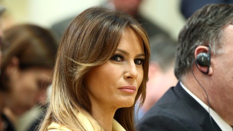 Letalo z Melanio Trump na krovu je moralo zasilno pristati