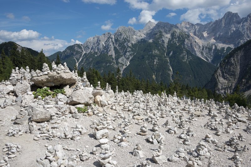 Policisti in gorski reševalci več ur na območju Kranjske Gore iskali ameriško državljanko (foto: profimedia)