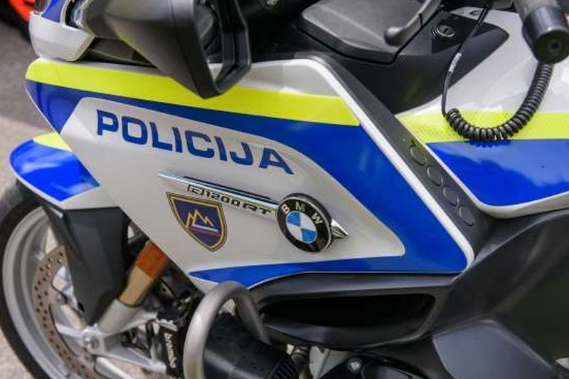 Policija v ukradenem avtu prijela tri mladoletnike (foto: sta)