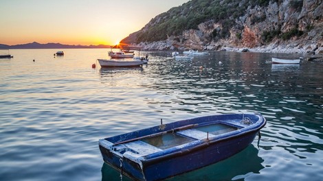 Italijanski turisti naj bi se na Hvaru zastrupili z ogljikovim monoksidom