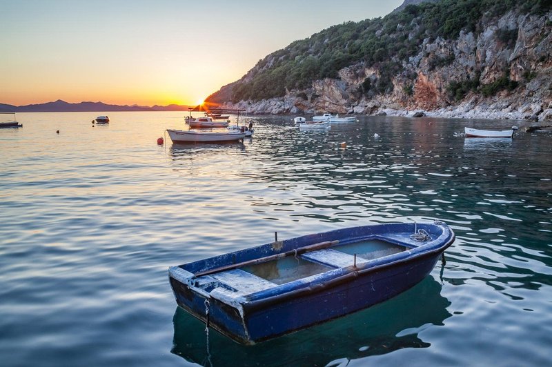 Italijanski turisti naj bi se na Hvaru zastrupili z ogljikovim monoksidom (foto: profimedia)