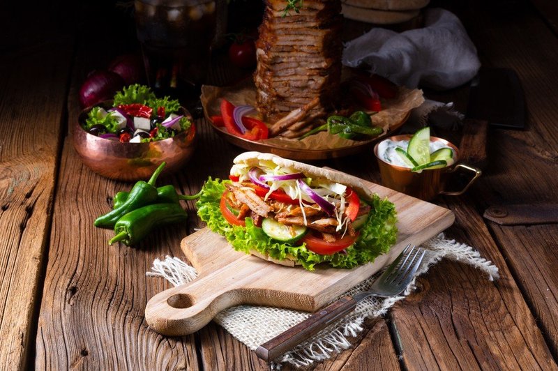 Večji del mesa za slovenski kebab ni bilo iz sporne poljske klavnice! (foto: profimedia)