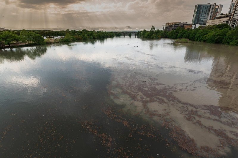 V neurjih na jugu ZDA umrlo osem ljudi, med njimi trije otroci (foto: Profimedia)