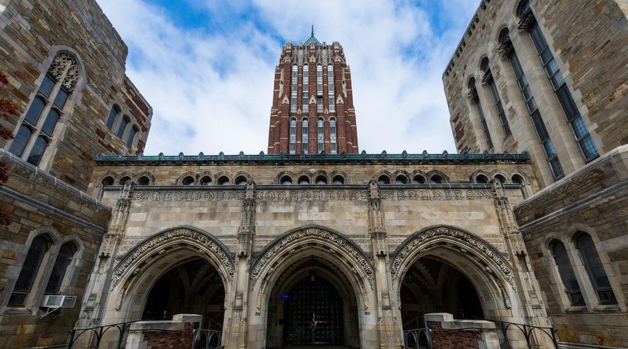 Tudi kitajski starši so plačevali za vpis otrok na elitne ameriške univerze (foto: Profimedia)