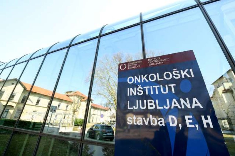 Pacient, ki je ostal brez želodca, pričakuje odškodnino (kakšen znesek se mu obeta?) (foto: STA/Tamino Petelinšek)