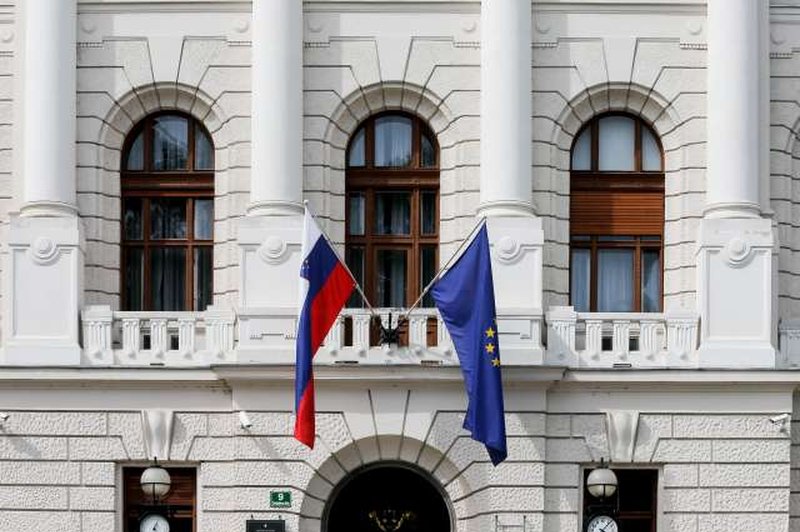 Sodišče razsodilo: v Jankovićevem mestu v nasprotju z zakonodajo! (Poglejte, kaj se dogaja) (foto: STA)