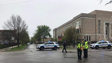 V Chicagu ob prazničnem koncu tedna v streljanjih najmanj pet mrtvih