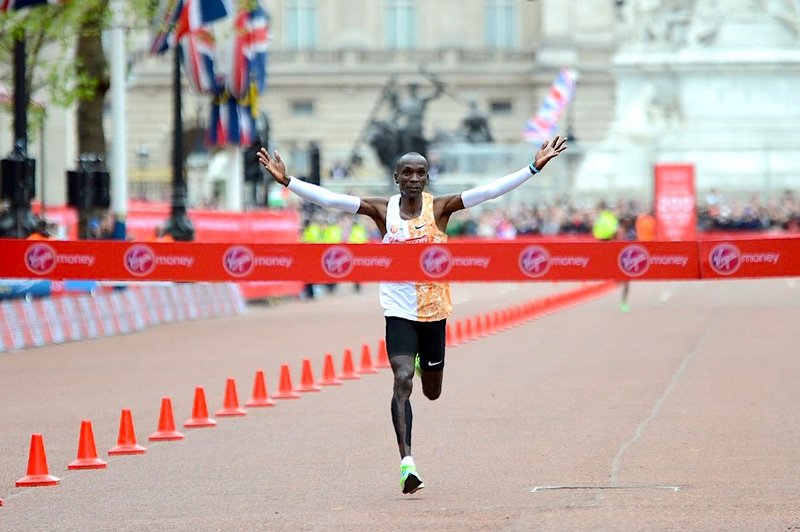 Eliud Kipchoge - prvi Zemljan, ki je pretekel maraton v manj kot dveh urah! (foto: Profimedia)