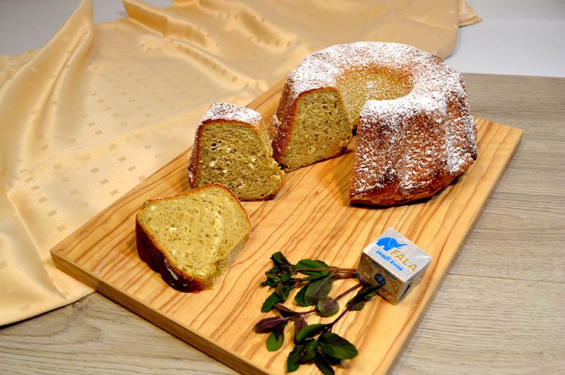 Ste že kdaj poskusili narediti ajdovo potico s skuto in meto? (foto: FALA)