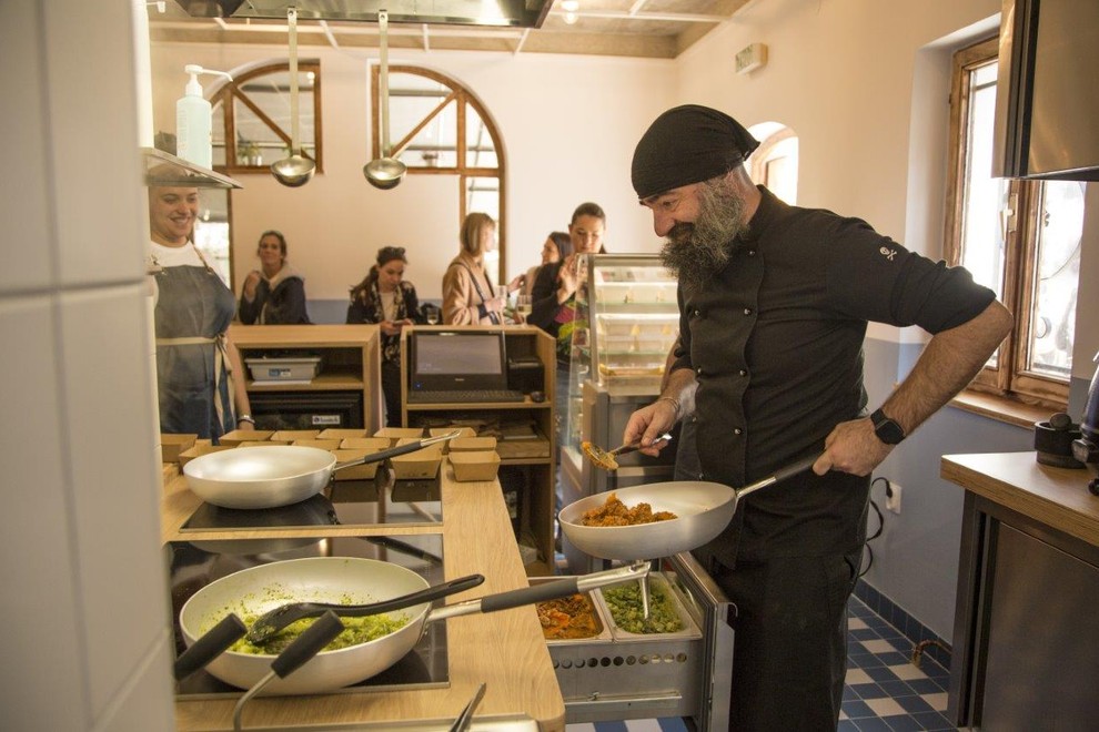 Maxx Panizzari, soustanovitelj restavracije Raw Pasta.