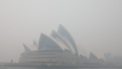 Sydney ponovno zavit v strupen dim gozdnih požarov