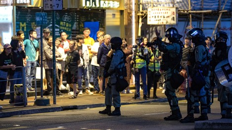 Ljudje v Hongkongu zaradi protestov v hudih duševnih stiskah