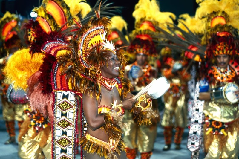 V Braziliji se je pričel tradicionalni karneval, ki bo letos trajal kar 50 dni (foto: profimedia)