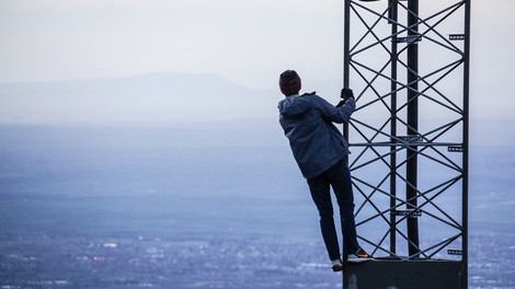 Tehnologija 5G: naslednja najboljša stvar ali trojanski konj, ki bo ogrozil naše zdravje in okolje? (piše: Petra Windschnurer)