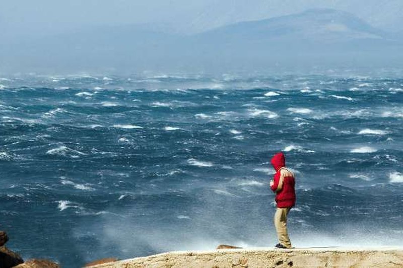 Močna neurja zajela Hrvaško, v Črni gori razglasili rdeč alarm (foto: Hina/STA)