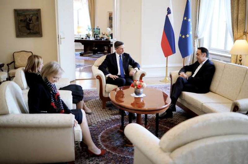 Pahor začel posvetovanja s poslanskimi skupinami (foto: Daniel Novakovič/STA)