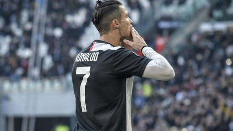 Fraza "obnašaš se kot Cristiano Ronaldo" v Južni Koreji postala viralna