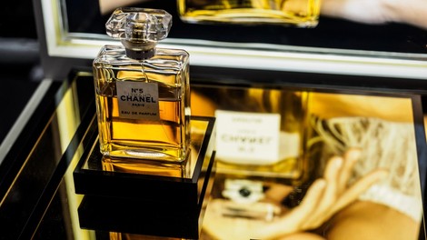 Chanel No 5 – biografija najslavnejšega parfuma na svetu