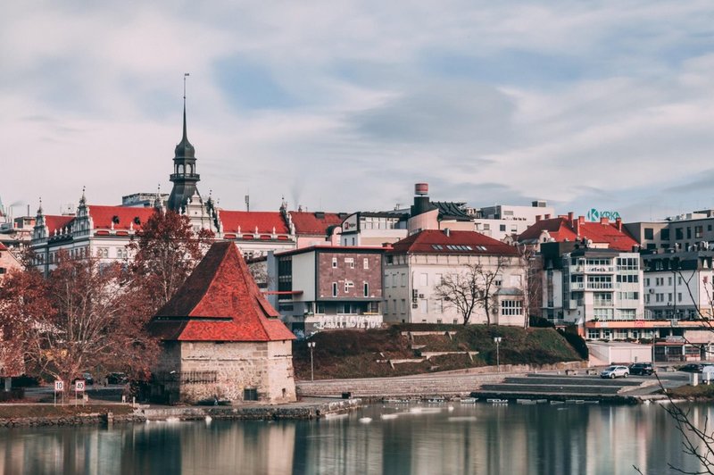 Mariborski župan zaprl vse lokale (foto: profimedia)