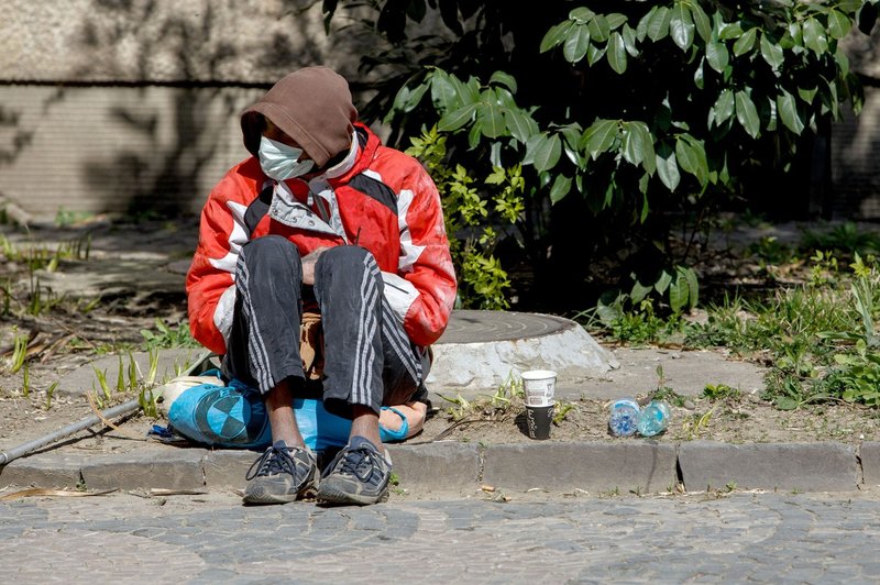 Kralji ulice zaradi epidemije z novim zavetiščem Rimska (foto: profimedia)