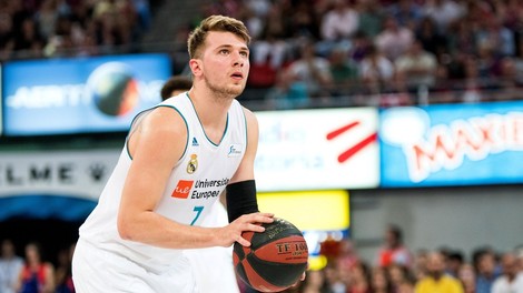 Dončić v prvi peterki lige NBA