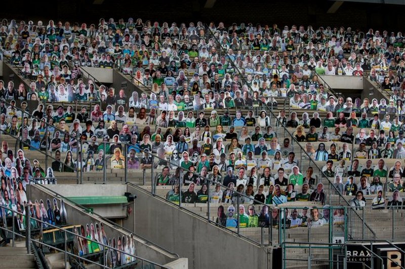 Danes se končno začenja: nogomet se vrača na zelenice in male ekrane! (foto: Gladblach)