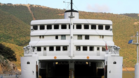 V letošnjem letu Hrvaška ne bo sezonsko podražila trajektnega prevoza