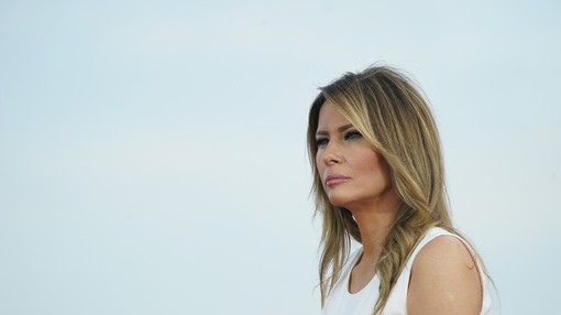 Melania Trump nenapovedano obiskala organizacijo za pomoč materam samohranilkam