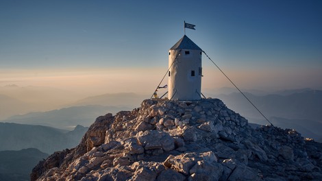 Nov ženski rekord: na Triglav in nazaj zdaj manj kot tri ure!