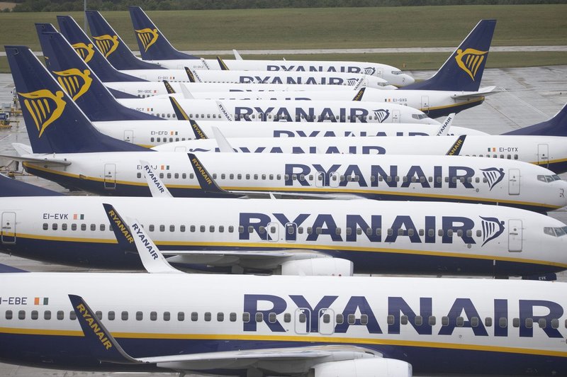 Ryanair zaradi posledic novega koronavirusa s 185-milijonsko izgubo (foto: profimedia)