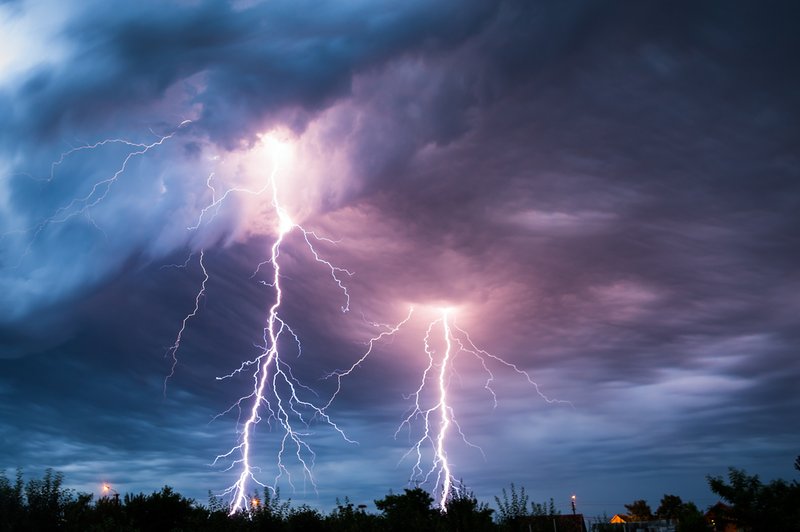 Pričakujte nevihte: vemo, kje bo najhuje (zemljevid) (foto: Shutterstock)