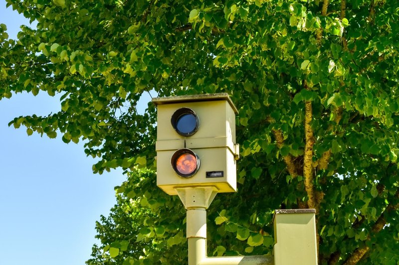 Začetek preventivne akcije, ki naj bi z umirjanjem prometa zagotovila večjo varnost (foto: profimedia)