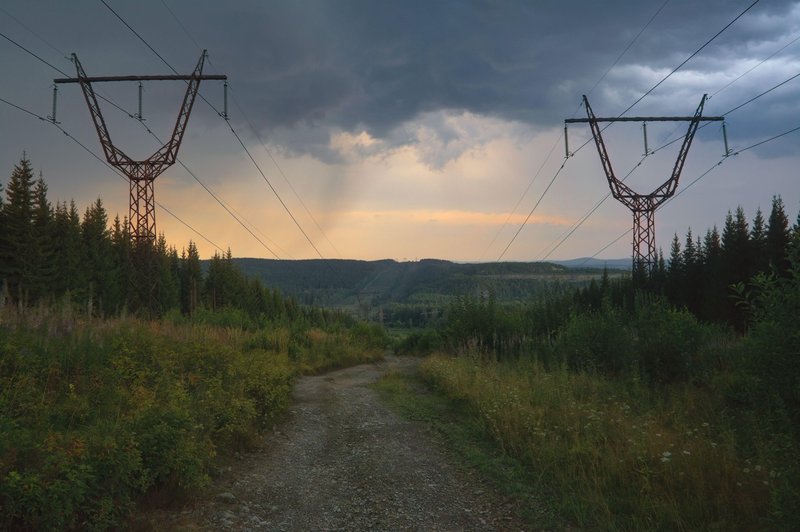 Popoldne in zvečer krajevne nevihte, ki se bodo nadaljevale v noč (foto: Profimedia)