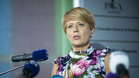 Gantar: Pivčeva ne bo odstopila, razrešitev v DZ predvidoma naslednji teden