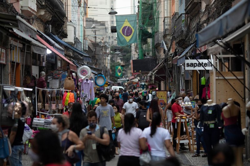 Za ljudi, ki nočejo nositi zaščitnih mask, so značilne sociopatske tendence (foto: brazilija)