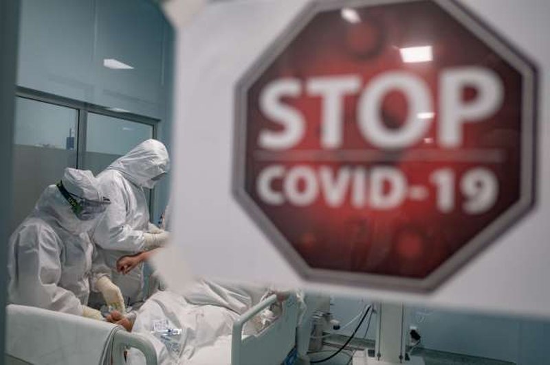 Od ponedeljka za 30 dni v Sloveniji razglašena epidemija, ukrepi zaenkrat kot doslej (foto: Xinhua/STA)