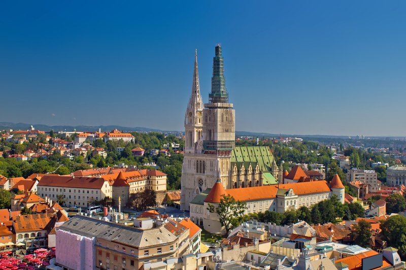 Naši južni sosedje potrdili še 190 okuženih, umrli so trije (foto: profimedia)